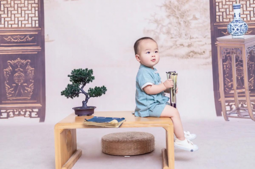 泉州四个月宝宝可以坐着吗